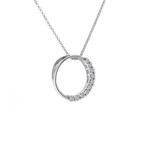 0.50 Carat Diamond Circle Pendant With Chain - Picture 2 of 3